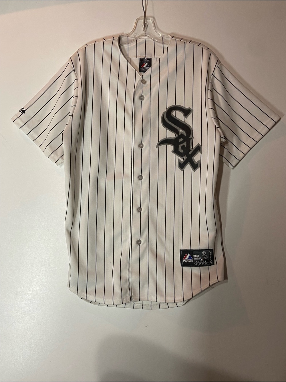 ❌SOLD❌Majestic White Pinstripe Chicago White Sox Baseball Jersey